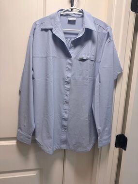 Columbia Light Blue Long-Sleeve Button-Up Shirt